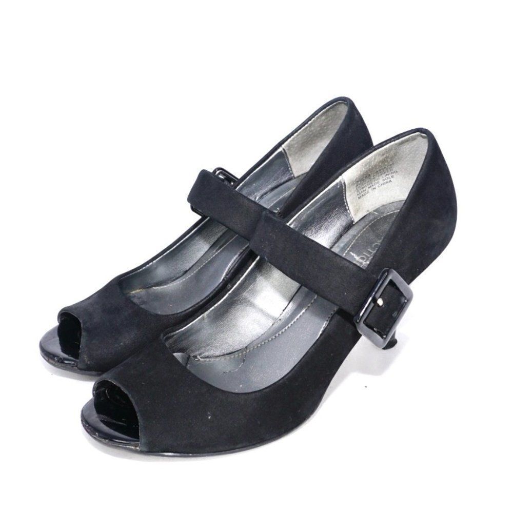 Kenneth Cole REACTION 'Rich n Hitched' Black Heels, Size 7